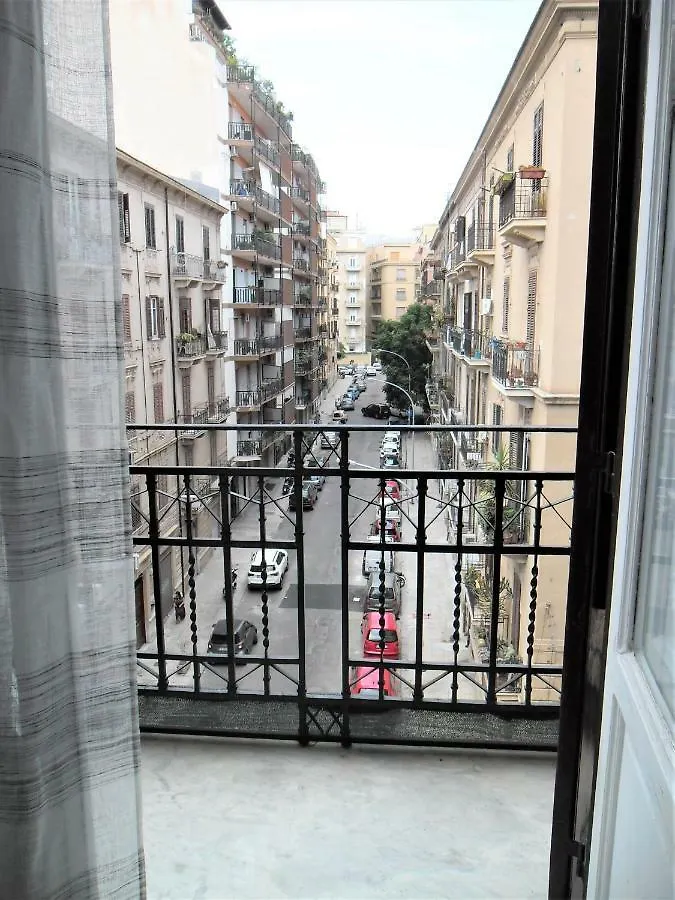 ** Guest house Le Vie Del Centro Hotel Palermo Italy